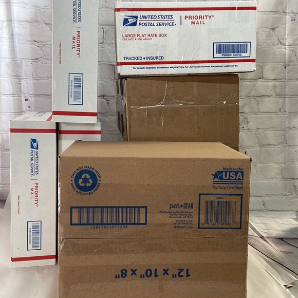 Meet your Posher, Omar. offers are accepted - Picture 2 of 2